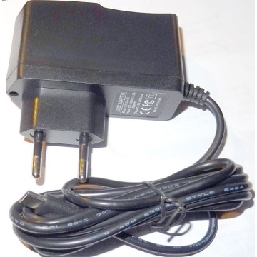 Napájač, sieťový adaptér USB 5V/2,4A spínaný